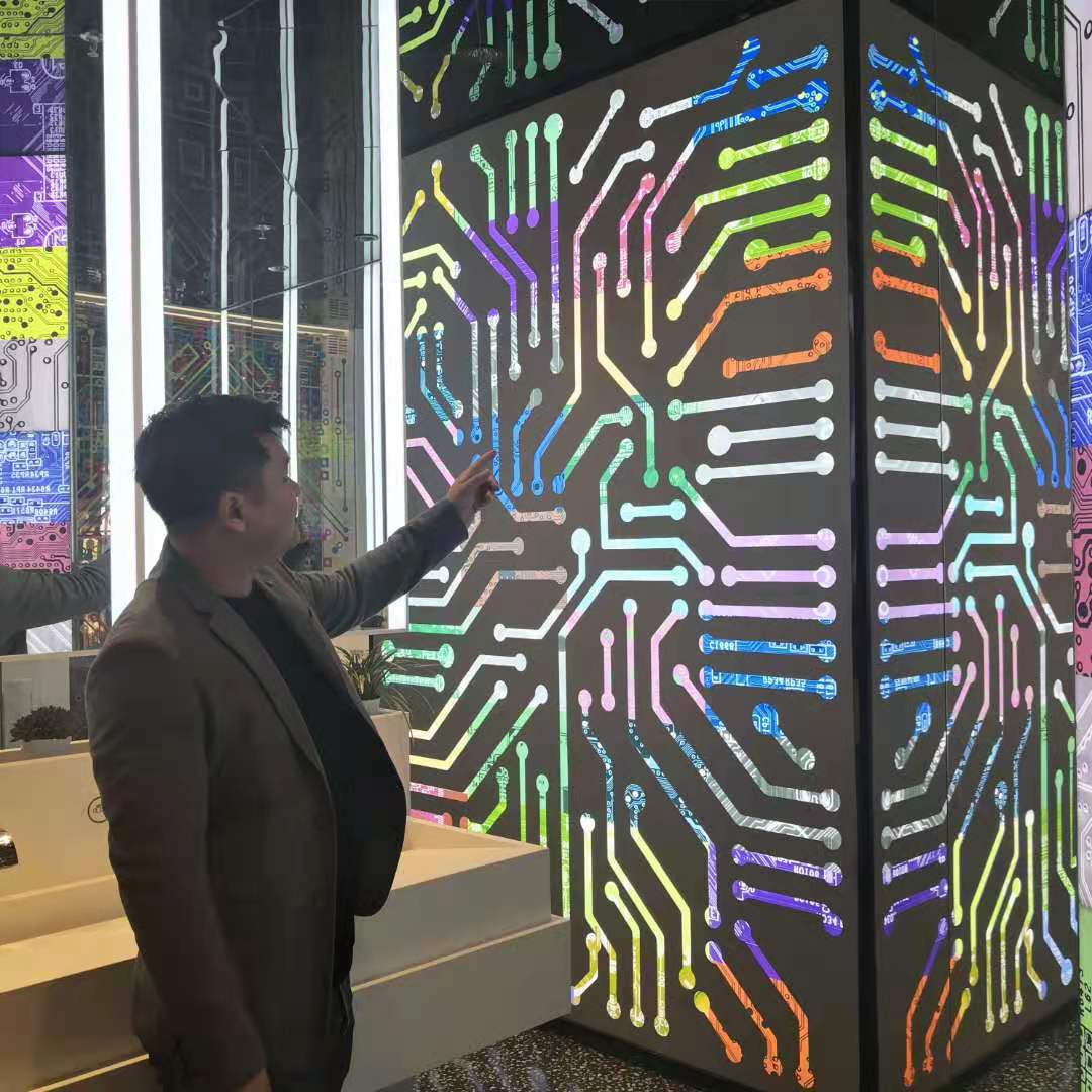 “中國電子第一街”華強(qiáng)北博物館今日開館 “人文、科技、時尚、互動”四大核心元素打造“不一樣的博物館”插圖(2)